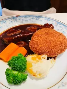 レストラン香味屋（カミヤ）
