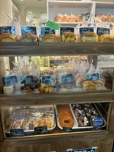 食ぱんの店 春夏＋秋冬 三宮センタープラザ店