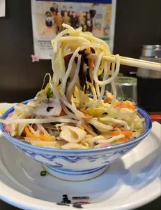 伊万里ちゃんぽん 新橋店