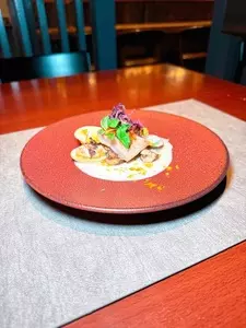 四季料理店 ihsad（いさど）