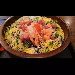 さかなやま 本場（さかなやまほんじょう）