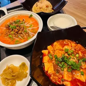 重慶厨房 CIAL桜木町店（ジュウケイチュウボウ）