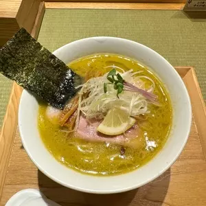 牡蠣と貝