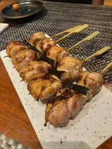 串処 琥珀