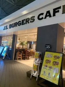 J.S.BURGERS CAFE 神戸ハーバーランドumie店（ジェイ エス バーガーズ カフェ）