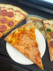 2Brothers Pizza（ツーブラザーズピザ【旧店名】99 PIZZA）
