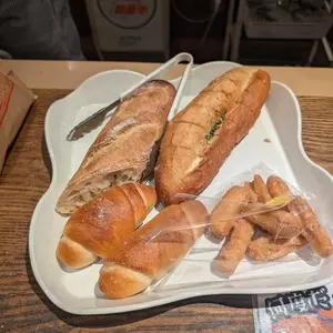 国産小麦パン工房 Full Full 松崎本店（フルフル）