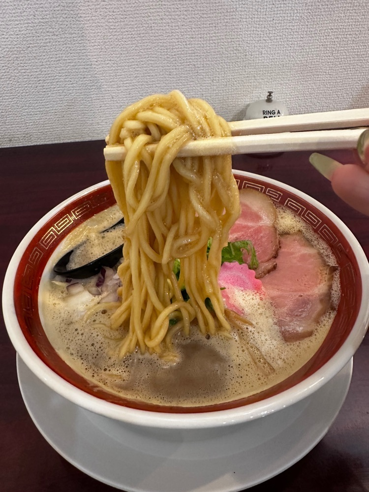 stealthさんが投稿したらぁ麺つけ麺Lab すすりどきに関する口コミの画像