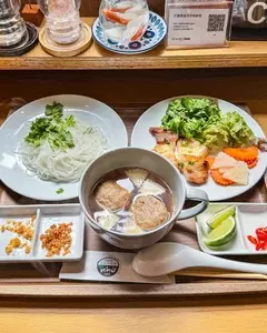 ベトナム料理 ふぉーの店 本町店