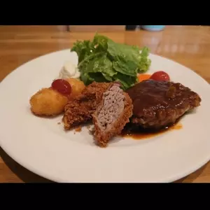 洋食屋 うおひろ 3枚目