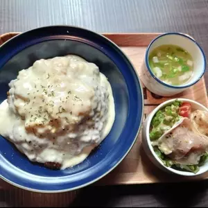 伊太前酒場 モイッチョ
