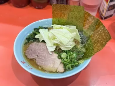 ラーメン よし家（よしや）