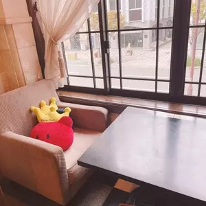 ケーニヒスクローネ くまポチ邸