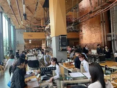 スターバックスコーヒー マロニエゲート銀座1店（スターバックスコーヒー）