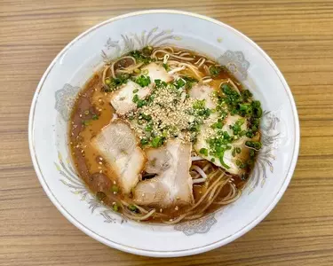 三国ラーメン 本店