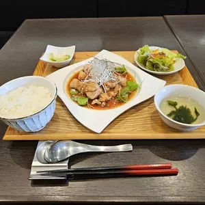 ファンズダイニング ウォック（Fun's Dining WOK）