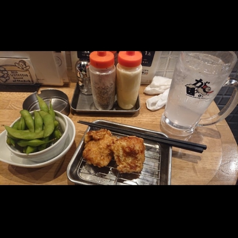 sakur776さんが投稿した骨付鳥、からあげ、ハイボール がブリチキン。 金山本店に関する口コミの画像