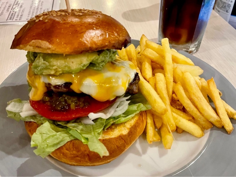 active34さんが投稿した3000日かけて完成した極上ハンバーガー Field（【旧店名】Cafe&Bar Field）に関する口コミの画像
