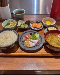 新食堂マルコ 本町店