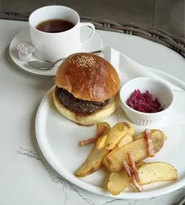 RESTAURANT CREA（クレア）