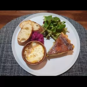 BISTRO CAFE Recollection（ビストロ カフェ リコレクション）
