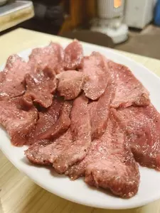 丸八食堂