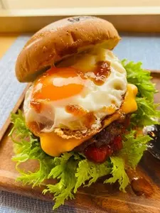 H-ONE BURGER（エイチ ワン バーガー）