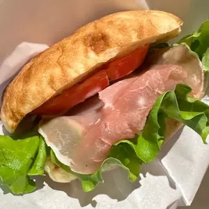 カフェ キャメッロ（Caffe CAMMELLO）