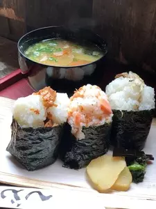 おむすびスタンド くど