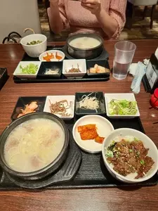 KOREAN DINING 長寿韓酒房 銀座店（チョウジュカンシュボウ） 2枚目
