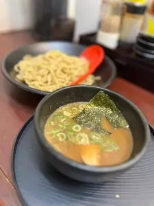 らーめん吉麺館（らーめんよしめんかん）