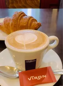 ブラッスリー・ヴィロン 丸の内店（Brasserie VIRON ）