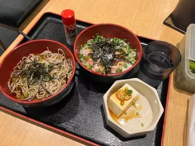ごはん処 味咲家