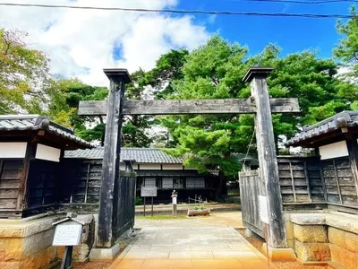 市島邸