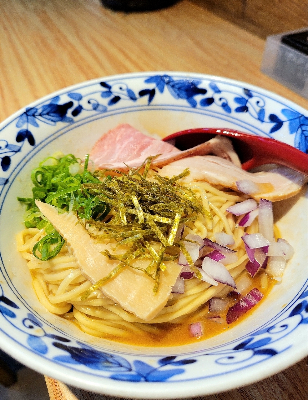 じゅりぽんさんが投稿した貝出汁らぁ麺 虎武（トラタケ）に関する口コミの画像