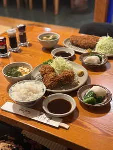 とんかつ あづま