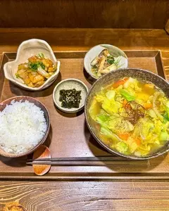 新潟の地酒と銀しゃり 信（ニイガタノジザケトギンシャリ シン）