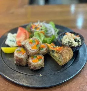 MUSUBINA Kitchen（ムスビナ キッチン）