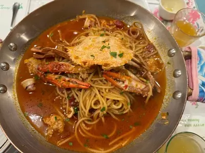 キャナリィ・ロウ 四日市店（Cannery Row）
