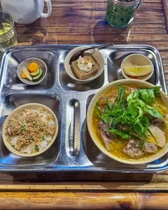 アンゴン