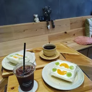 ARCOBALENO COFFEE ROASTERY TAKASAKI（アルコバレーノ コーヒー ロースタリー タカサキ）