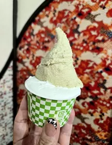 伊太利亜のじぇらぁとや（イタリアノジェラァトヤ）