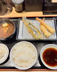 揚げたて天ぷら から天（空堀天ぷら飯）