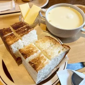 Cafe Boulangerie Couronne CHIBA-NEW