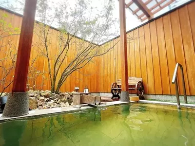 月岡温泉　源泉100％　24時間入浴可能　したしみの宿 東栄館