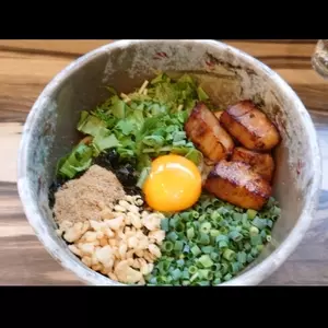 台湾まぜそばとカレーうどんのお店 つるりん