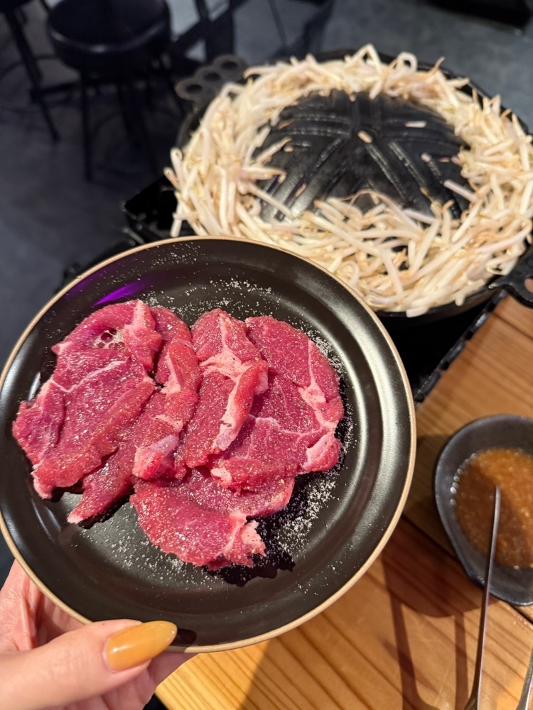 志保さんが投稿した新橋 生ジンギスカン 燃える羊（【旧店名】新橋ジンギスカン羊一頭買い 燃える羊）に関する口コミの画像