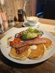 コナズ珈琲 甲府店