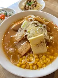 札幌ラーメン みそ吟 栄プリンセス通り店