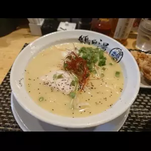 らーめん 泉鶏白湯 鶏神（イズミトリパイタントリジン）